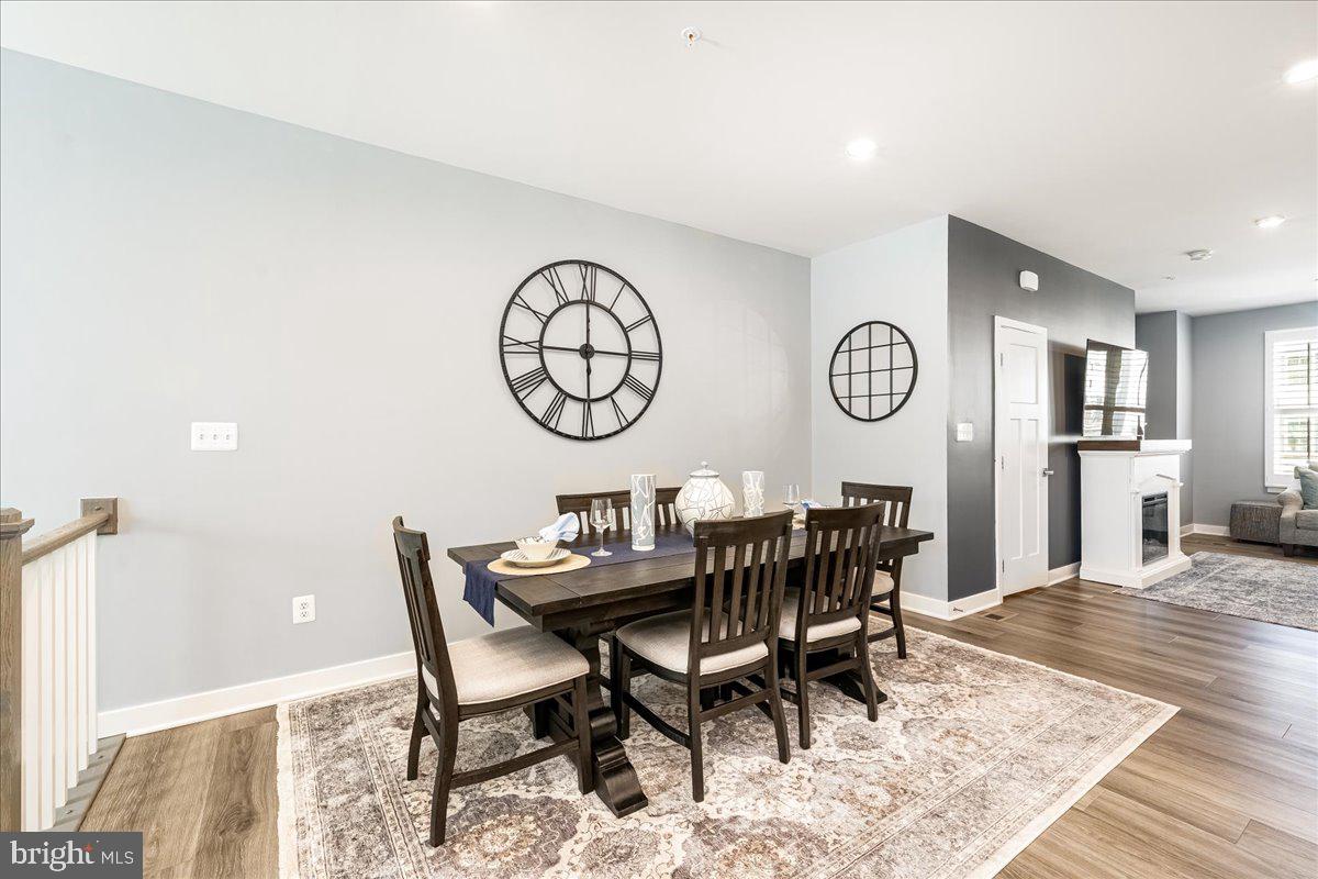 WELLINGTON FARMS - Residential
