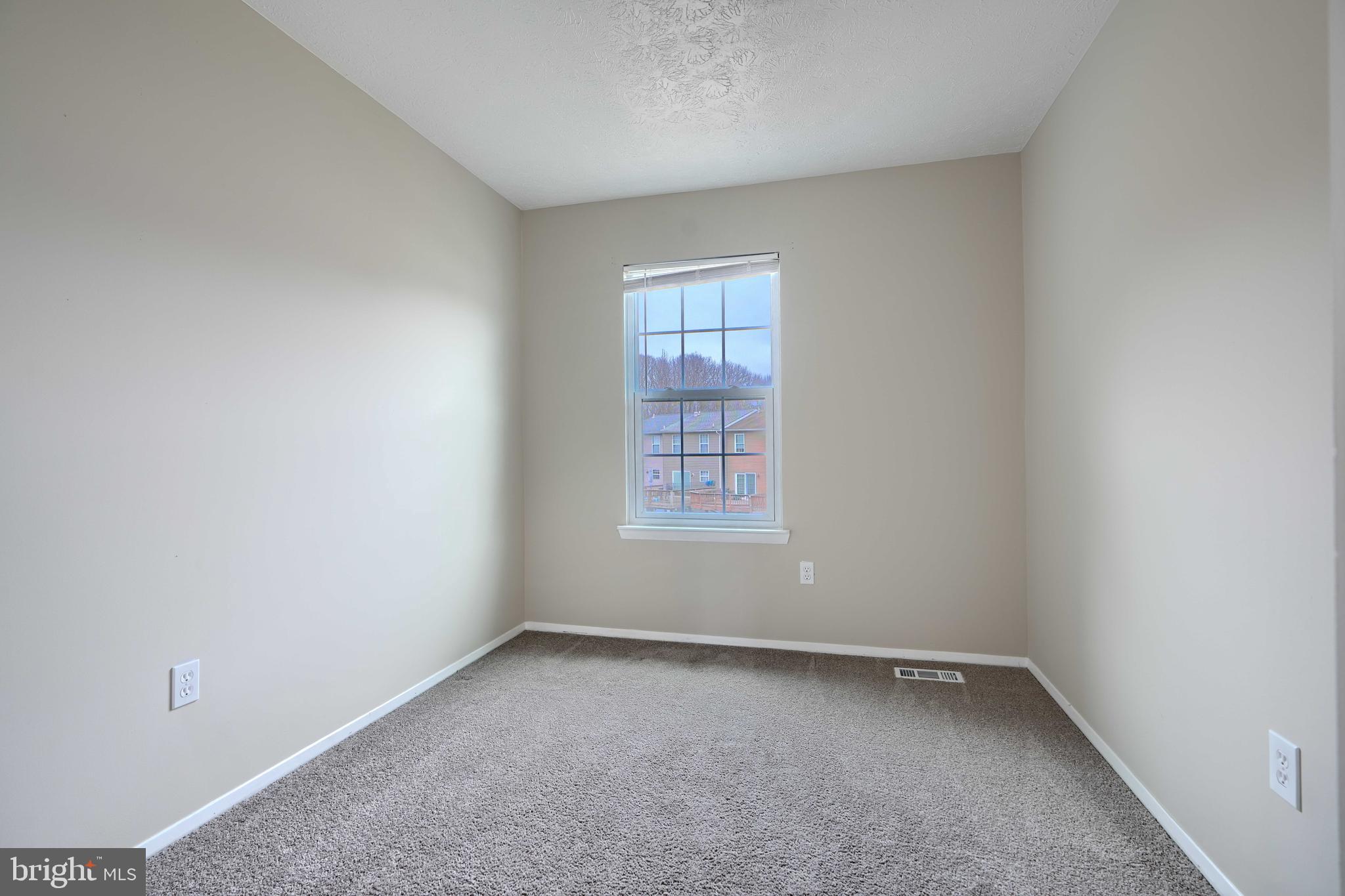 CARROLL CREST - Residential Lease