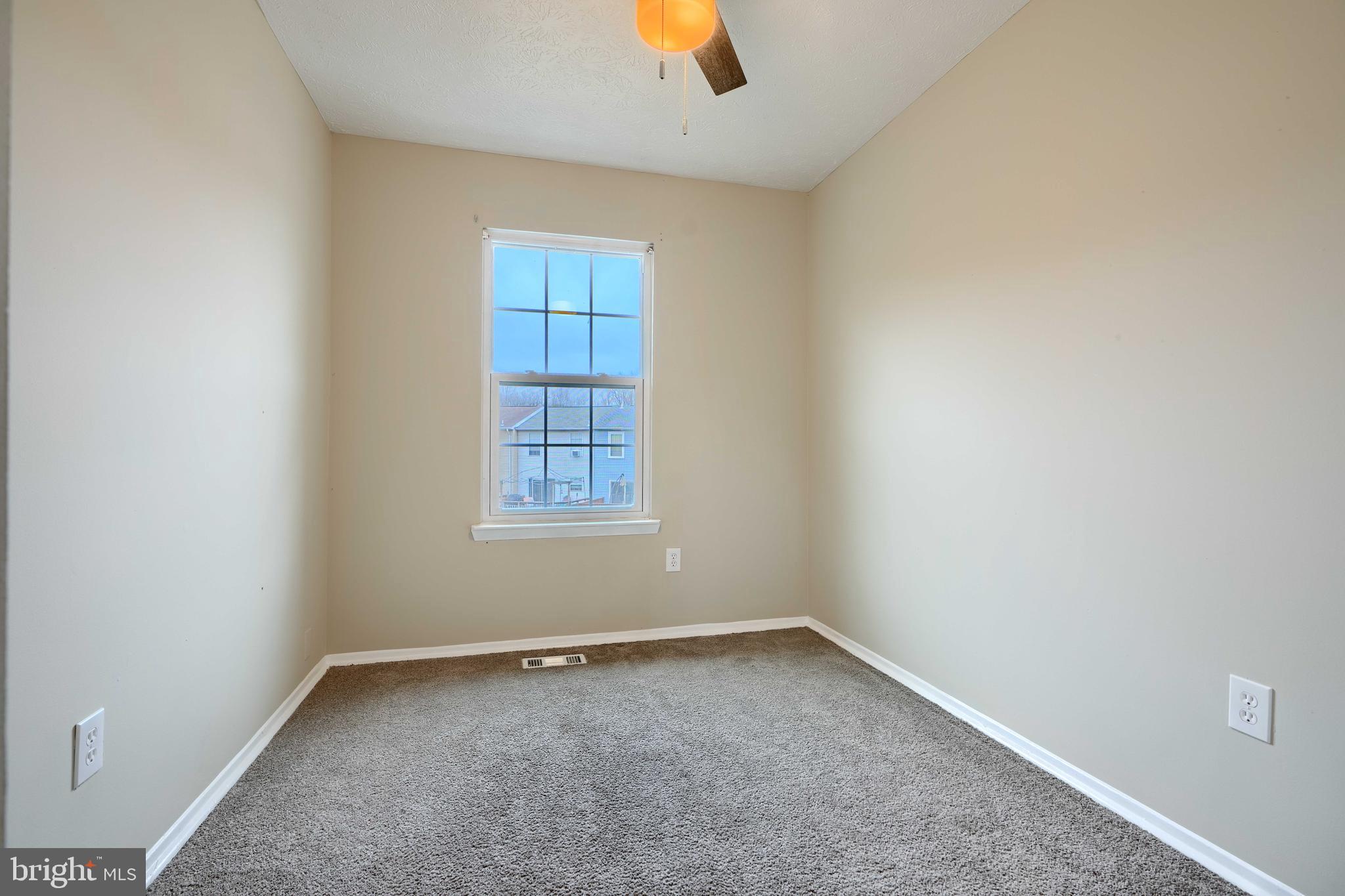 CARROLL CREST - Residential Lease