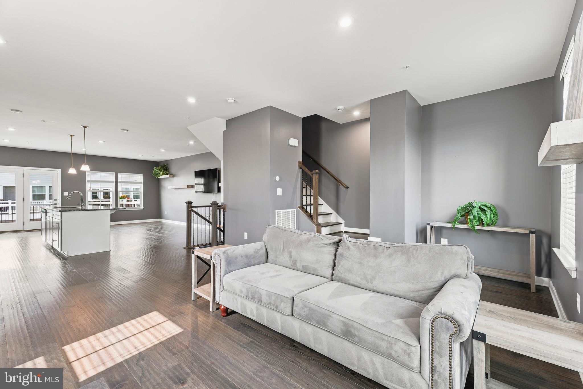 GREENLEIGH AT CROSSROADS - Residential