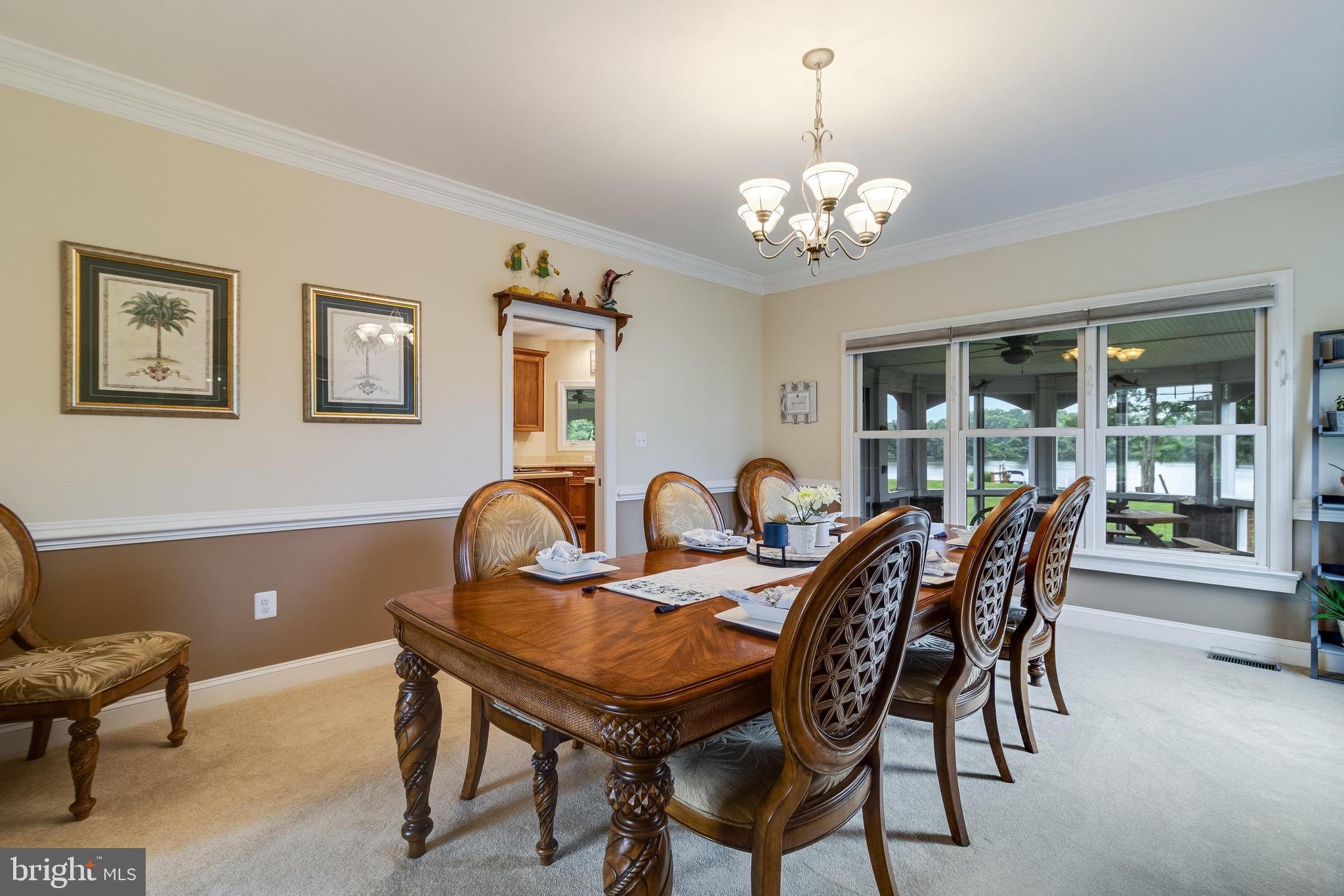 ISLAND CREEK WOODS - Residential