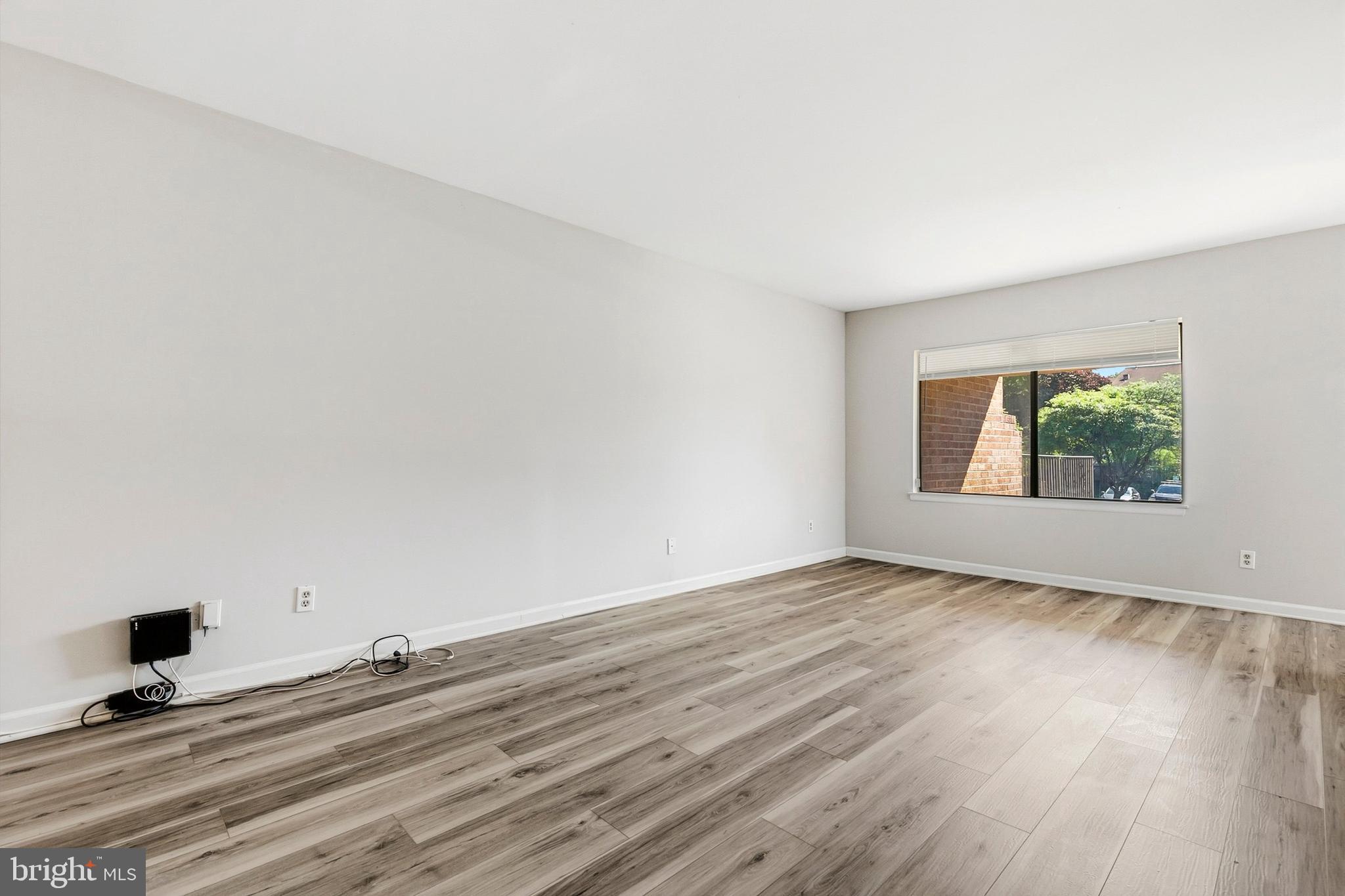 CHERRY GLEN CONDOS - Residential
