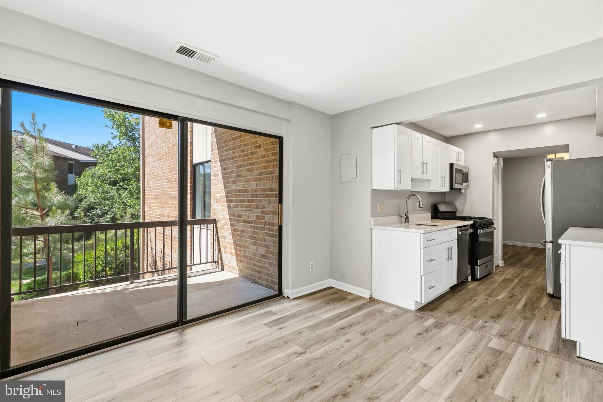 CHERRY GLEN CONDOS - Residential