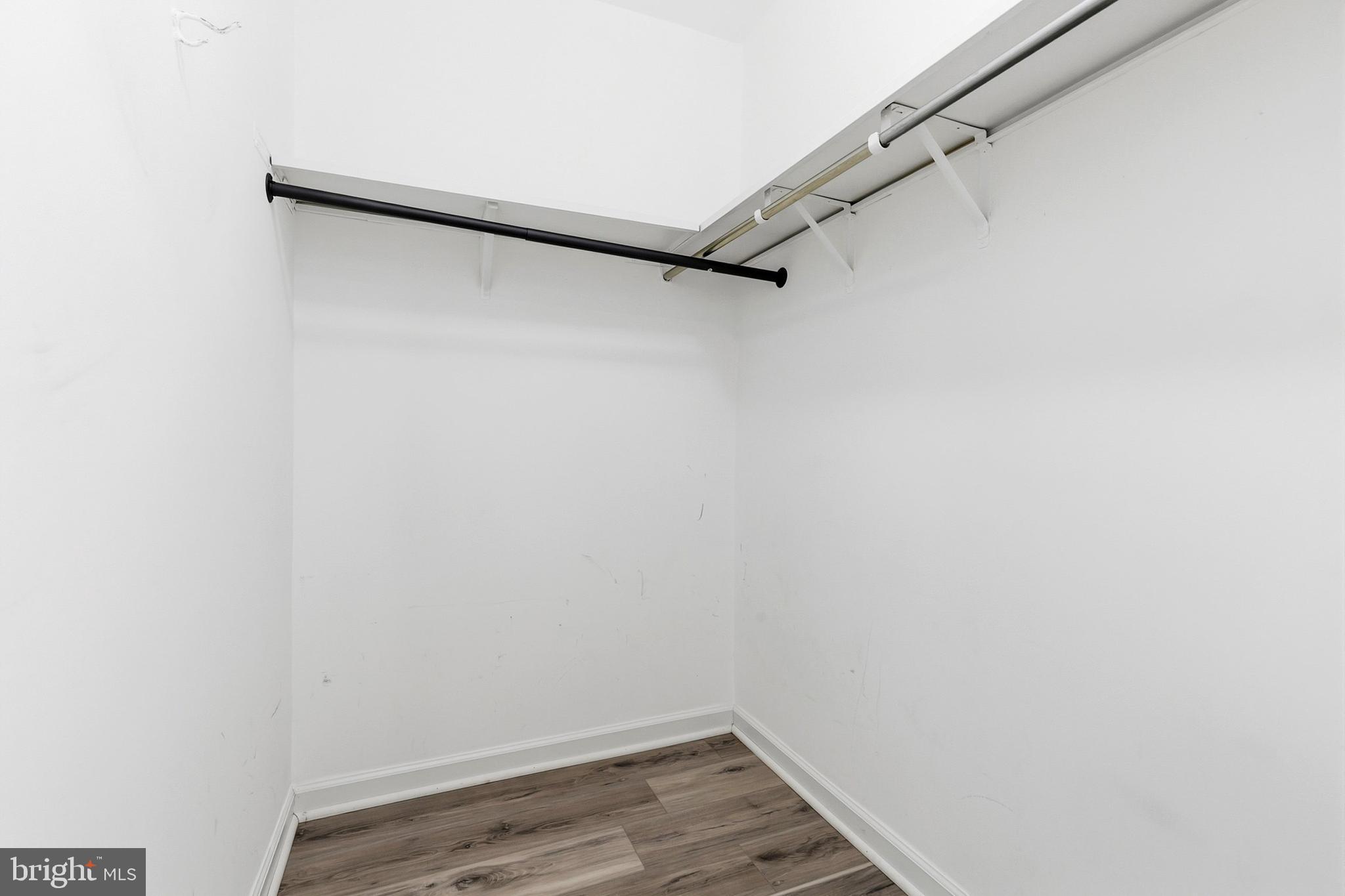 CHERRY GLEN CONDOS - Residential