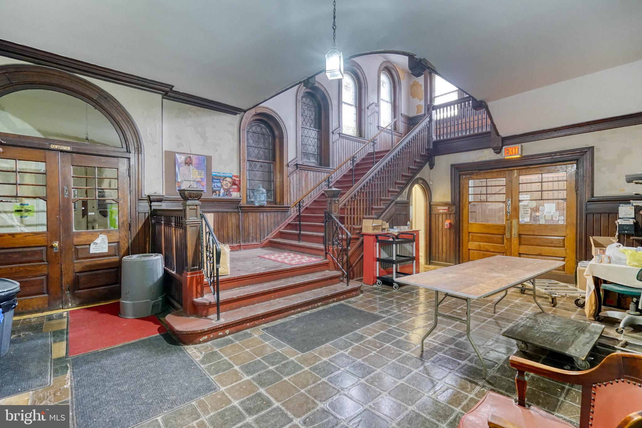 GRADUATE HOSPITAL - Commercial Sale