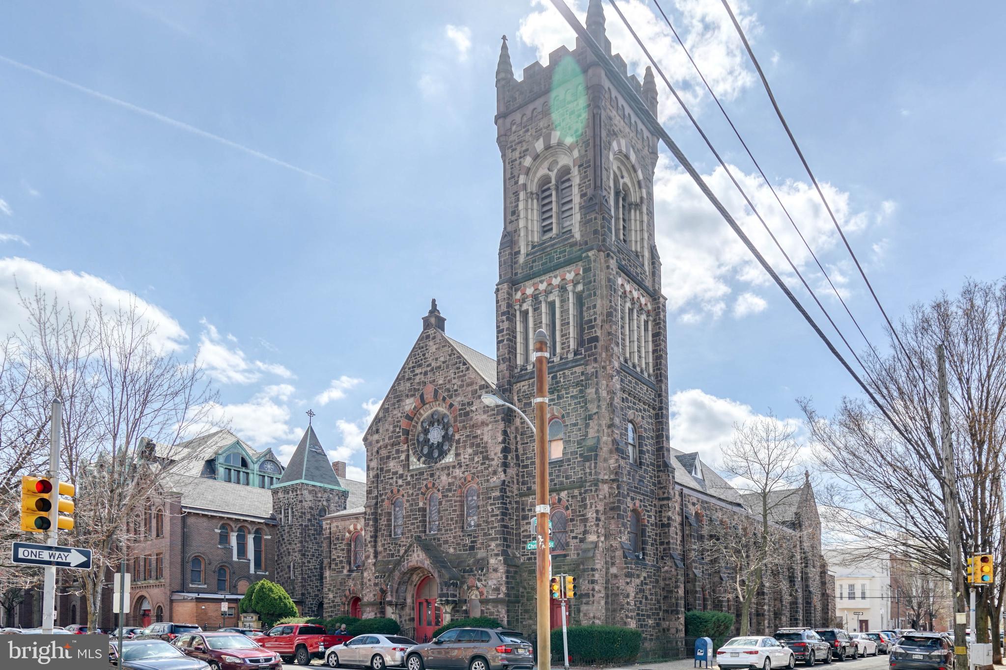 GRADUATE HOSPITAL - Commercial Sale
