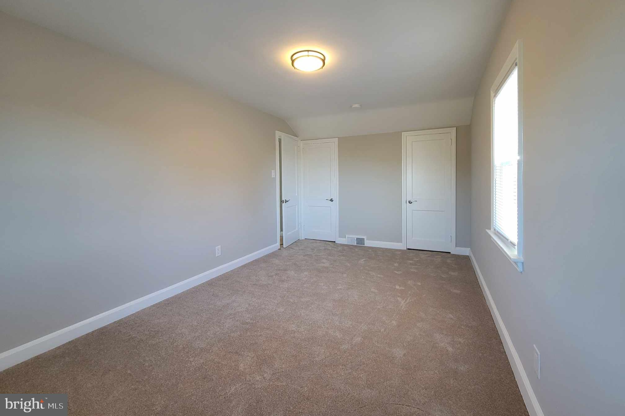 ARONIMINK ESTATES - Residential