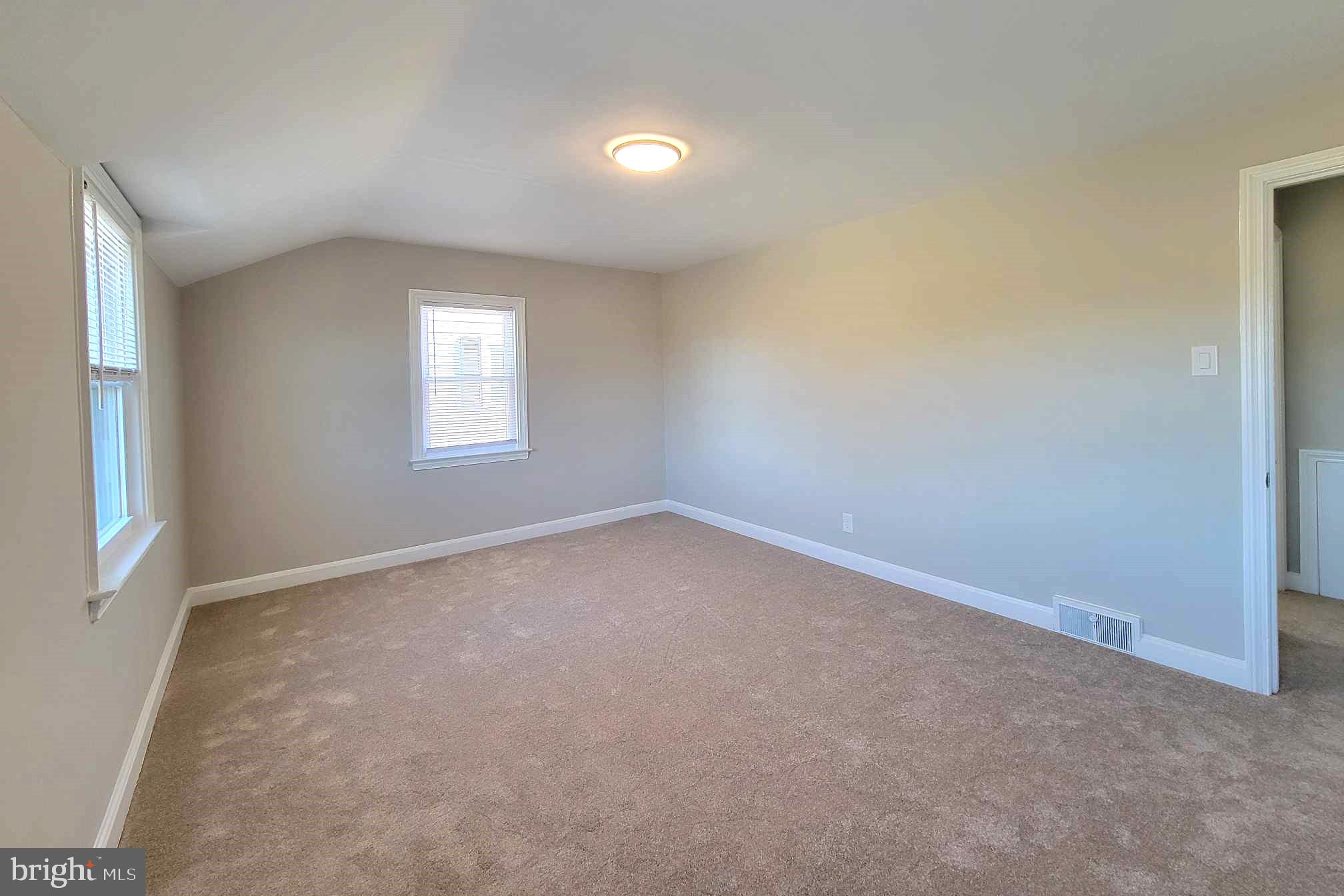ARONIMINK ESTATES - Residential