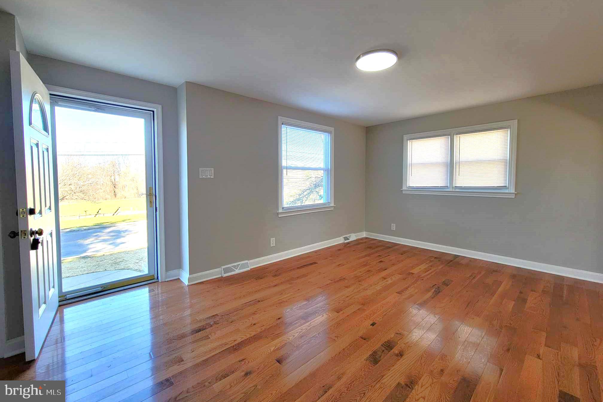 ARONIMINK ESTATES - Residential