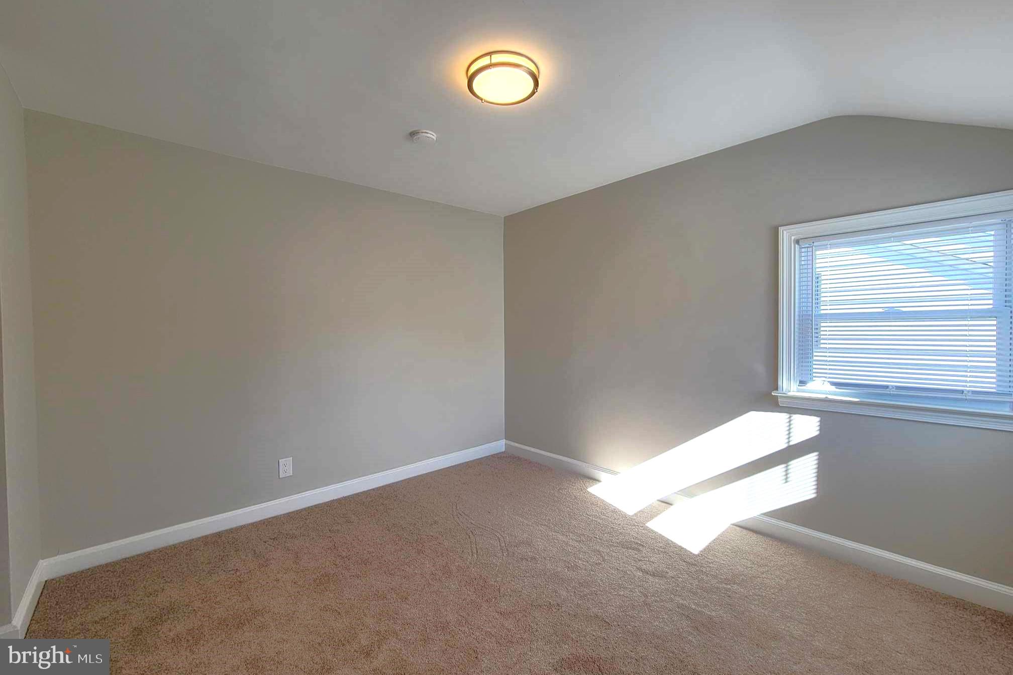 ARONIMINK ESTATES - Residential