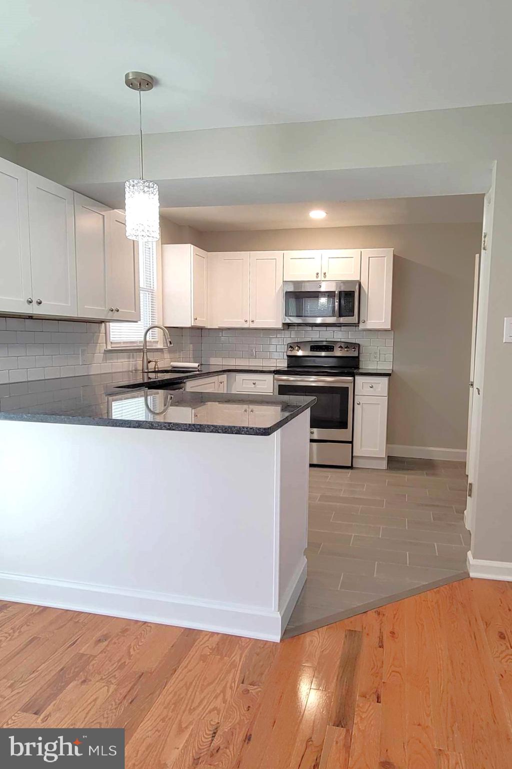 ARONIMINK ESTATES - Residential