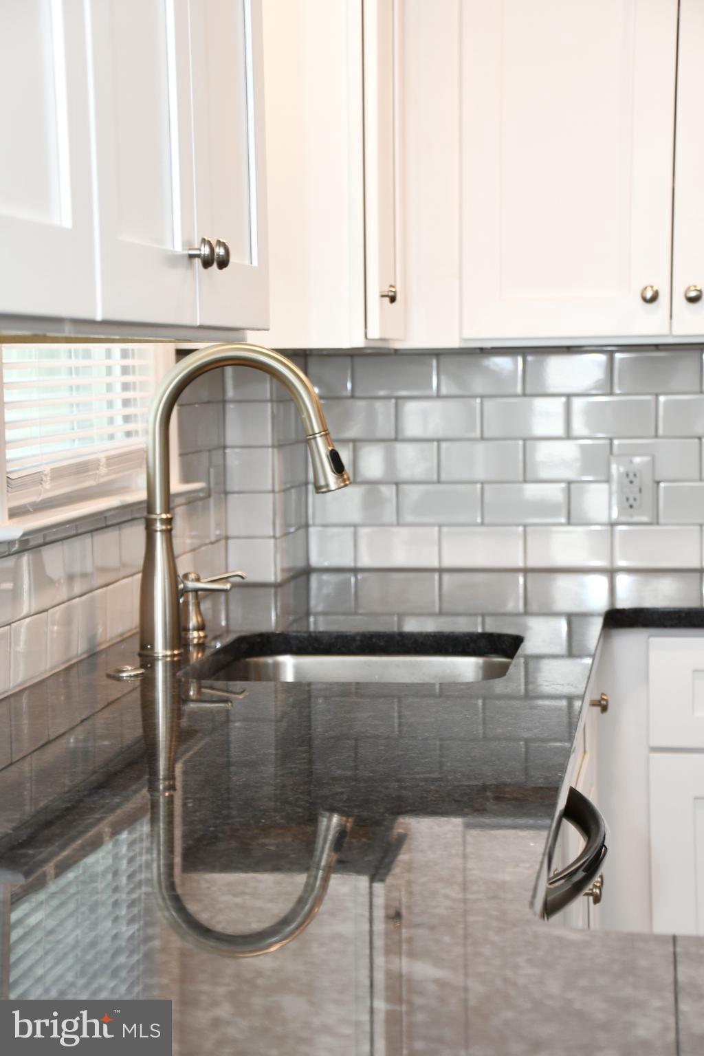 ARONIMINK ESTATES - Residential