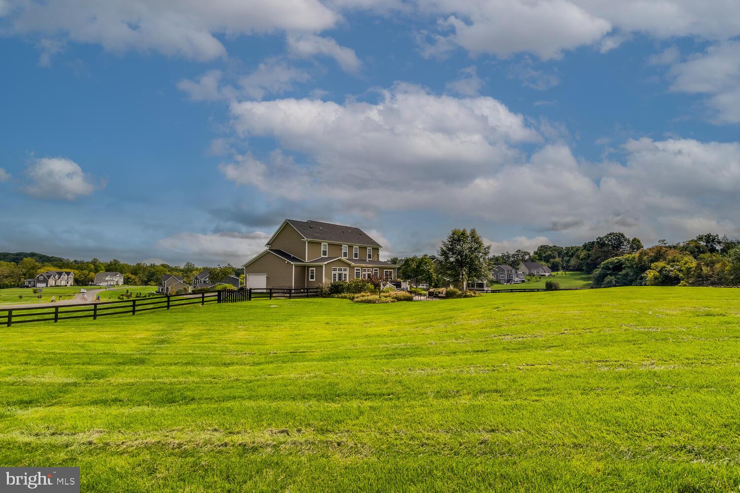 BLACK OAK CREEK - Residential
