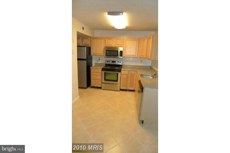 RAMBLING HILLS - Residential Lease