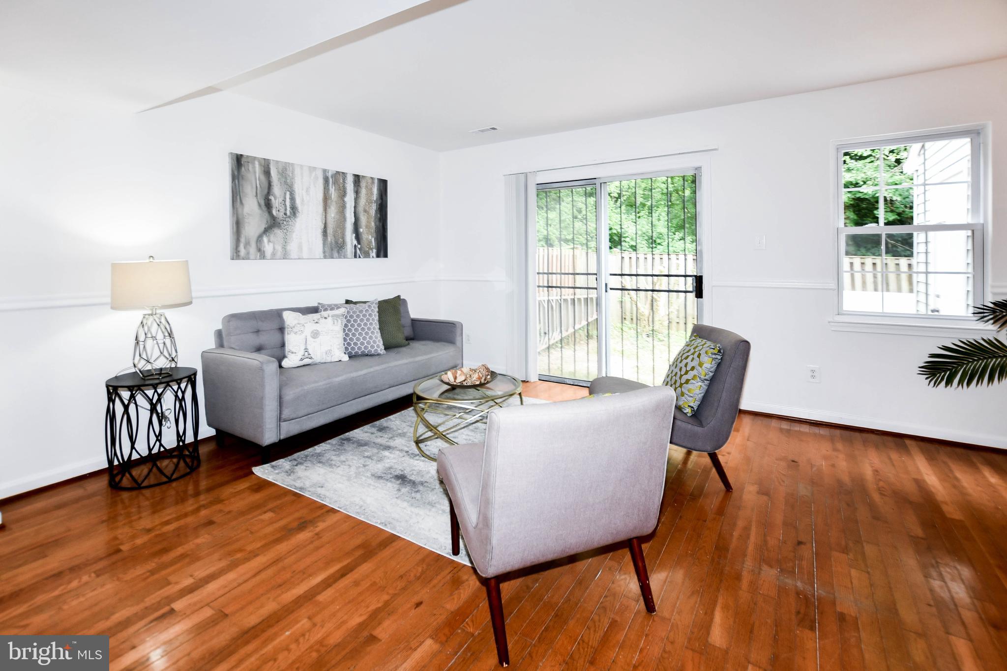LONDON WOODS - Residential