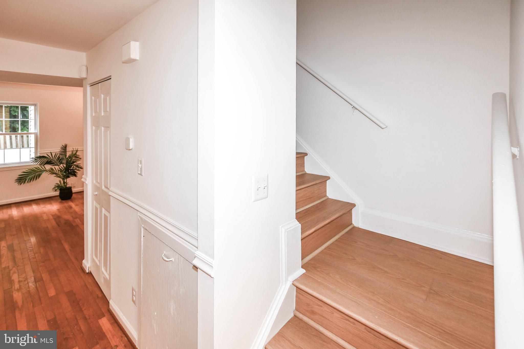 LONDON WOODS - Residential