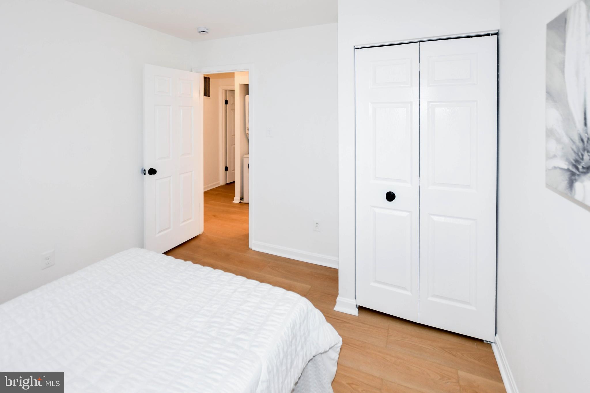 LONDON WOODS - Residential