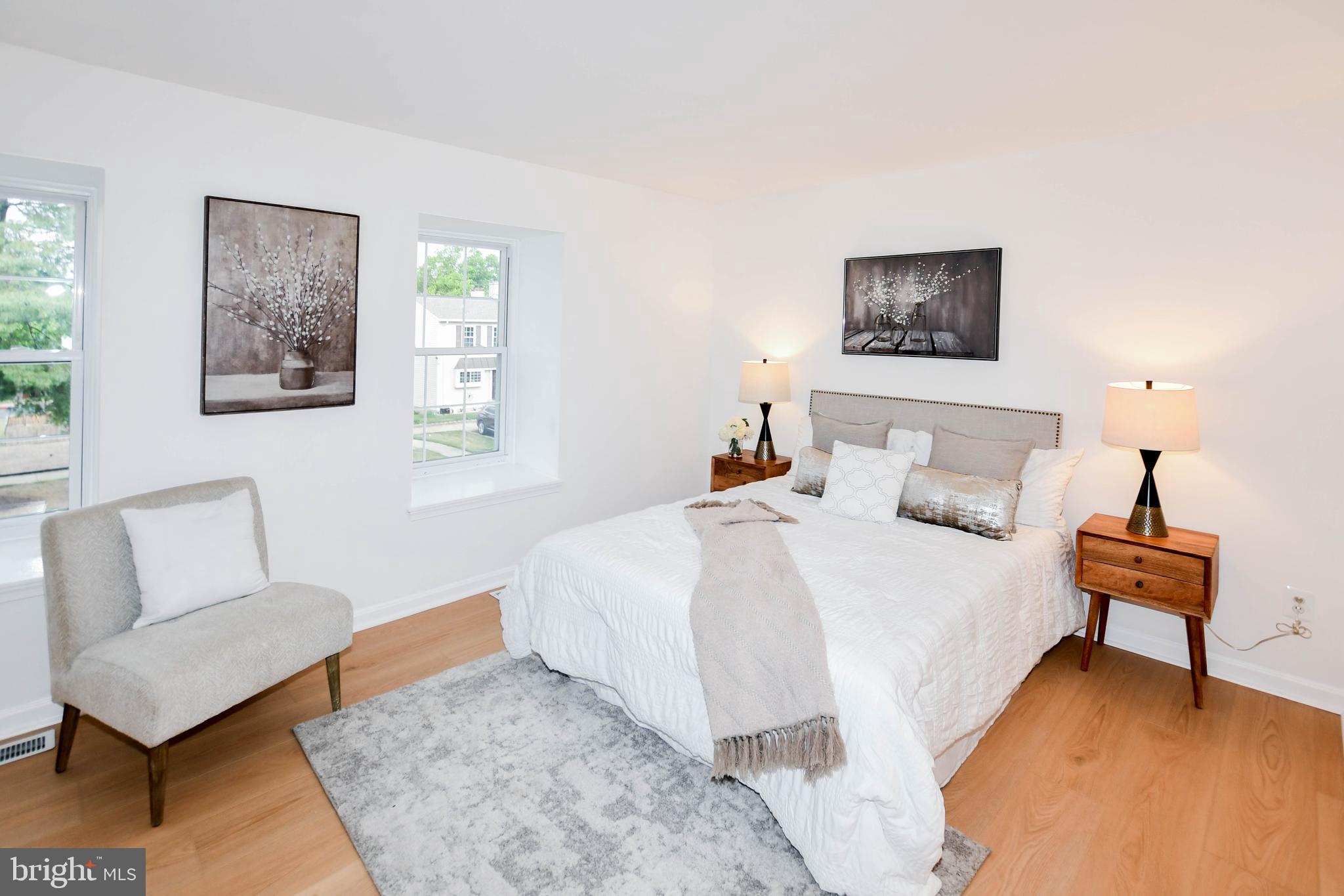 LONDON WOODS - Residential