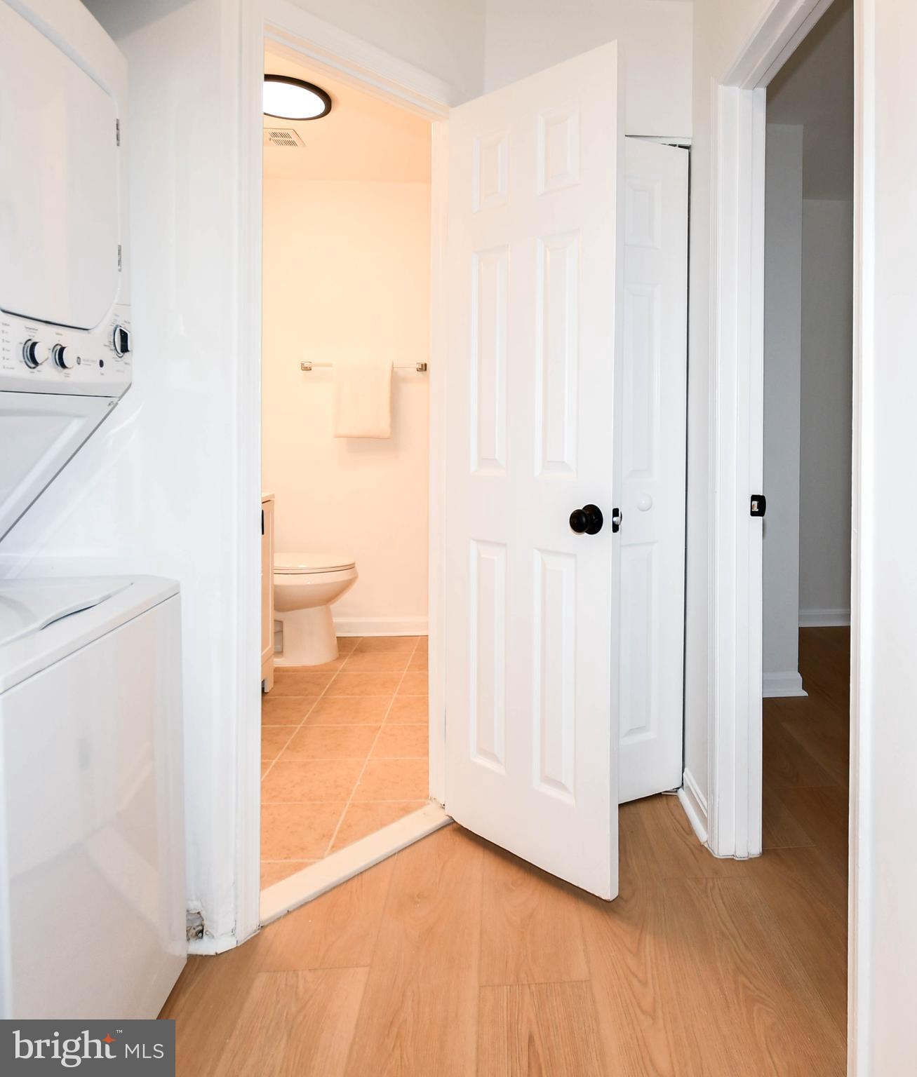LONDON WOODS - Residential
