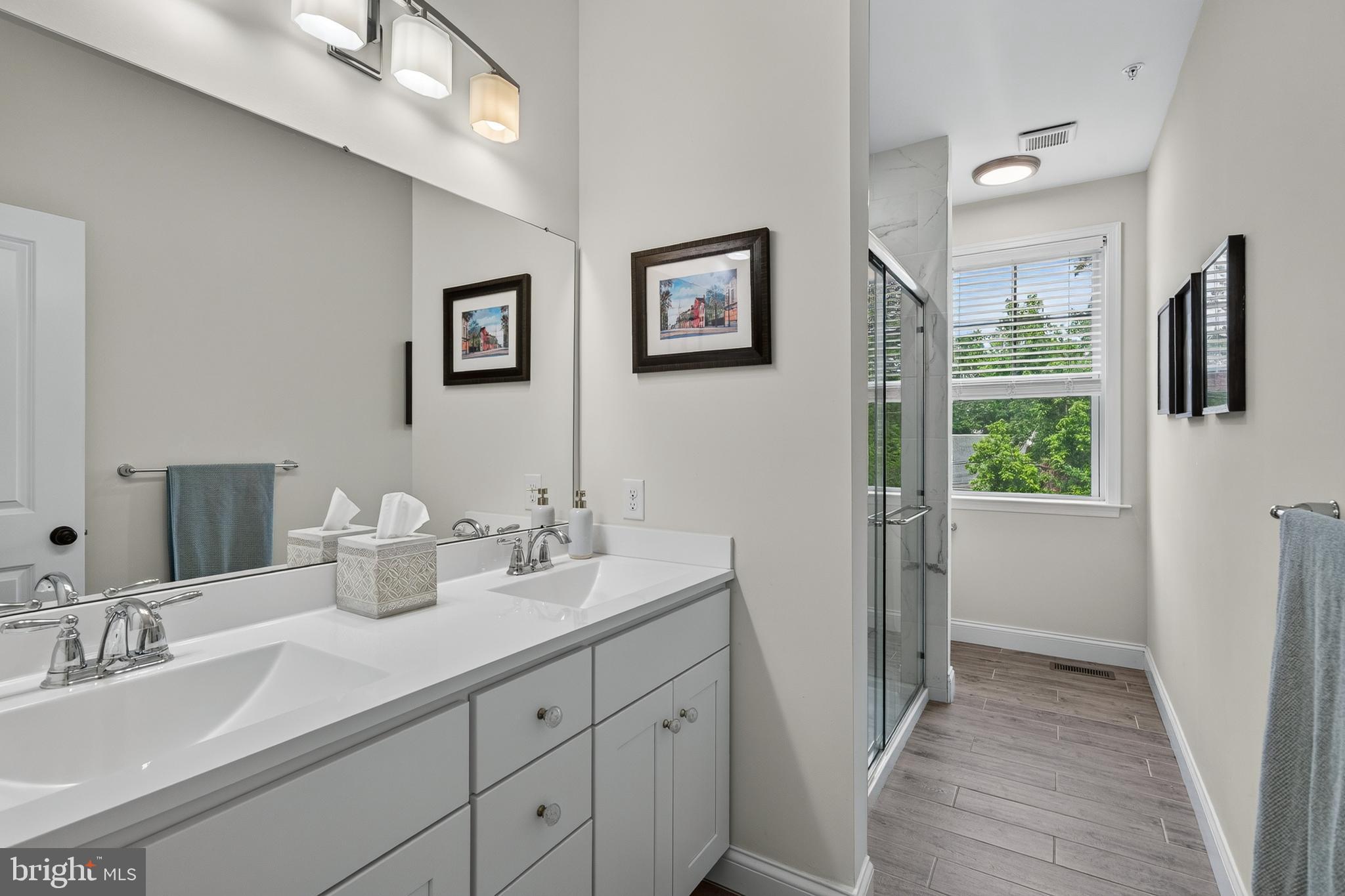 CONSHOHOCKEN - Residential