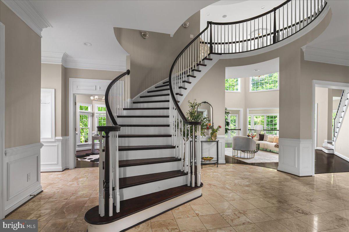 LANSDOWNE ON THE POTOMAC - Residential