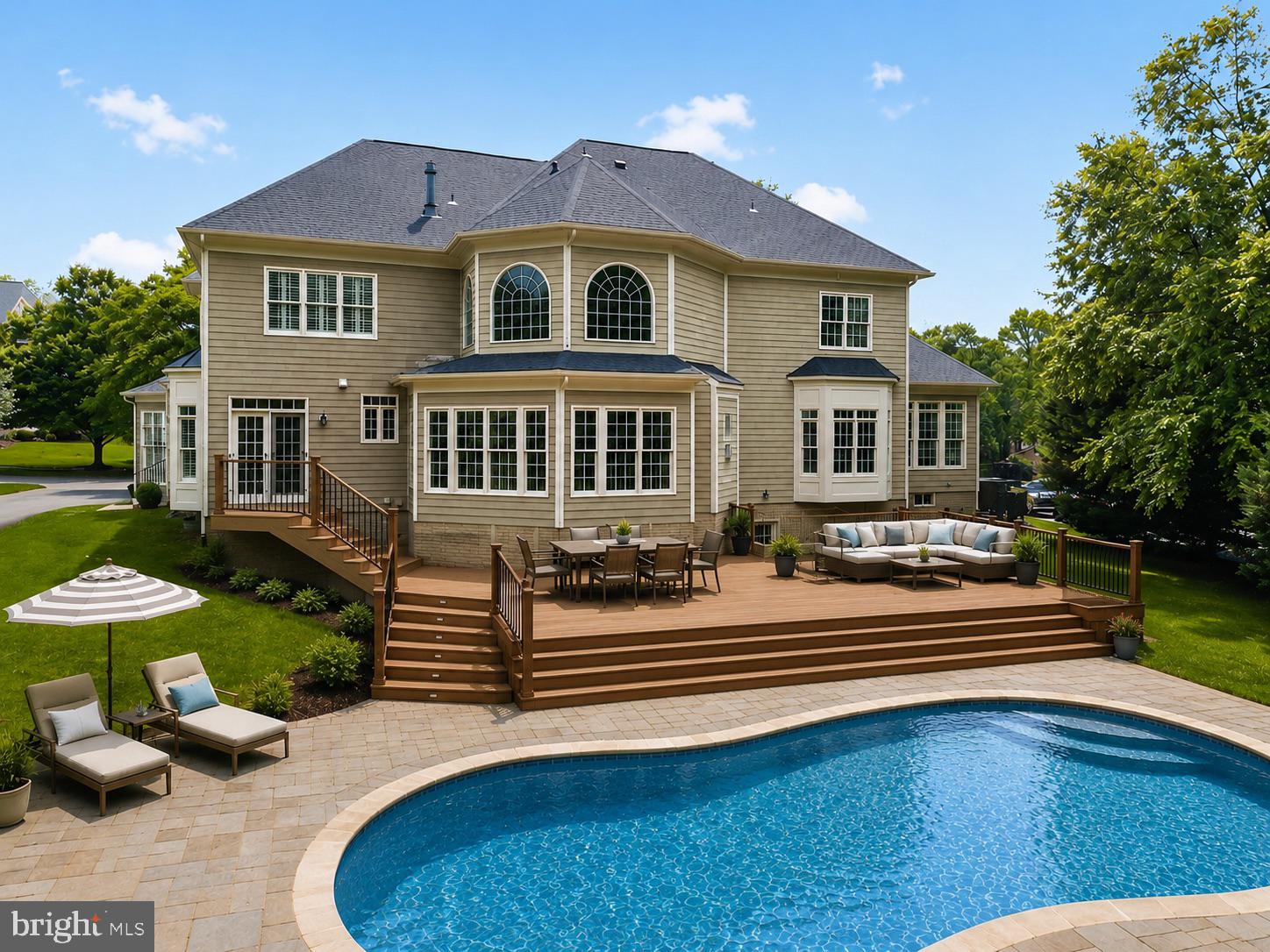 LANSDOWNE ON THE POTOMAC - Residential