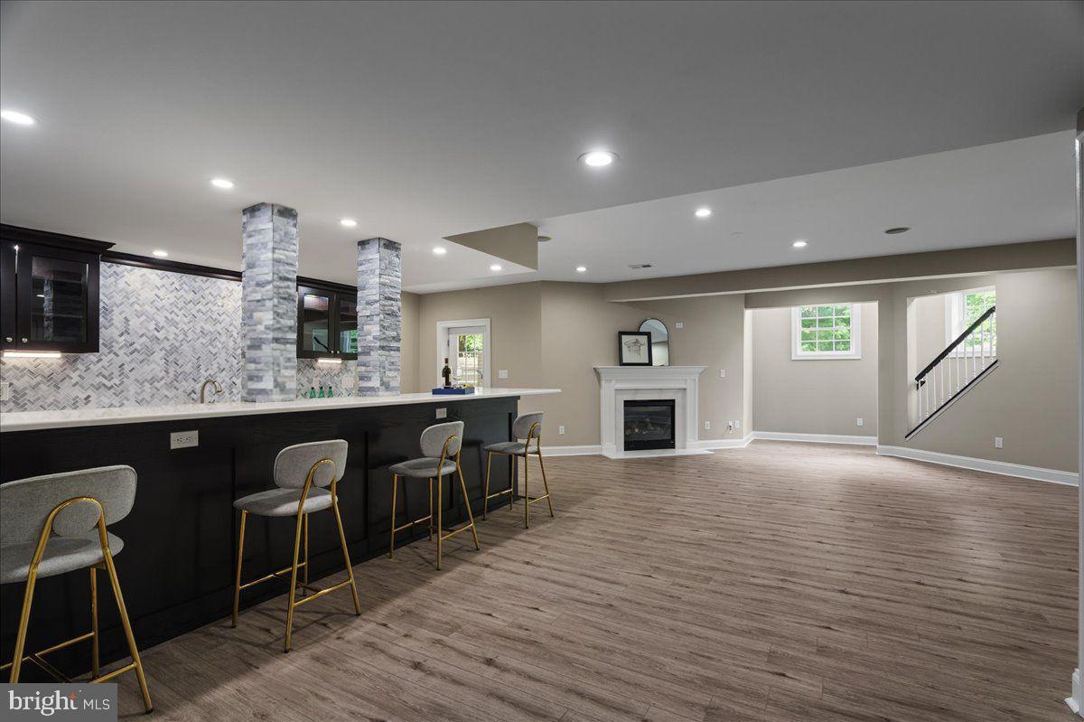 LANSDOWNE ON THE POTOMAC - Residential