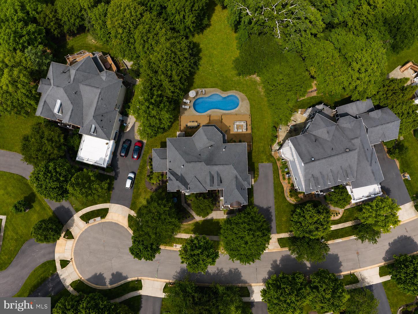 LANSDOWNE ON THE POTOMAC - Residential
