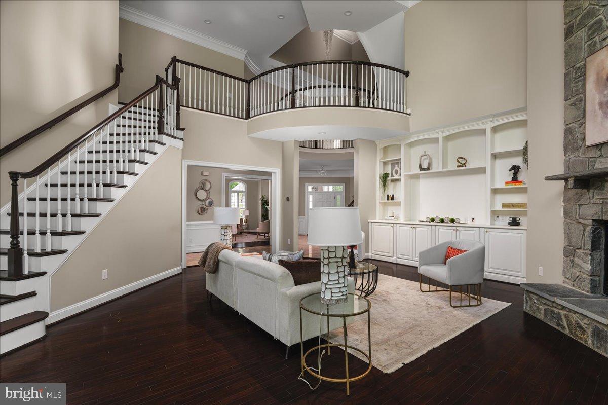 LANSDOWNE ON THE POTOMAC - Residential