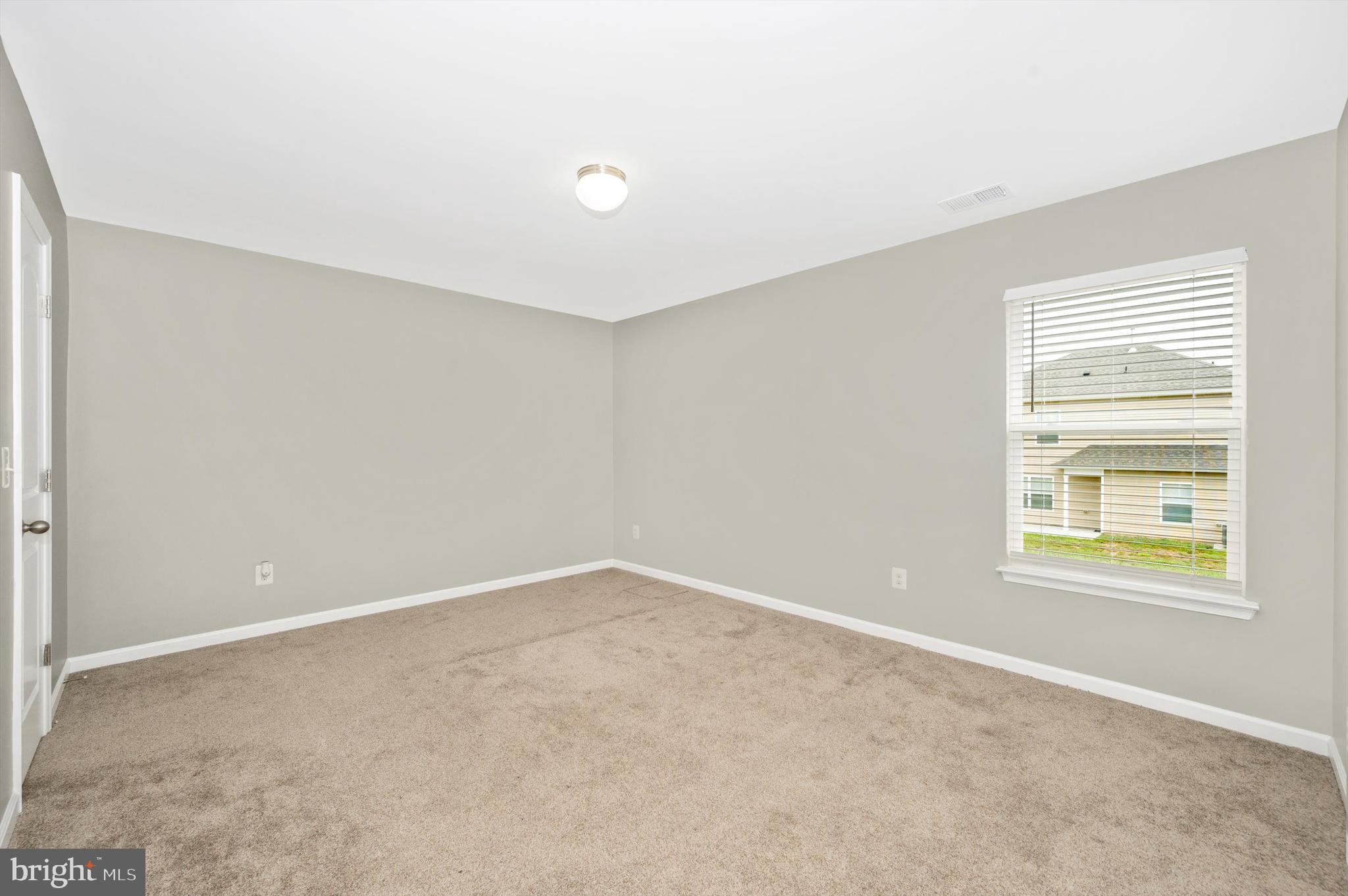 MCGINNIS POINT - Residential
