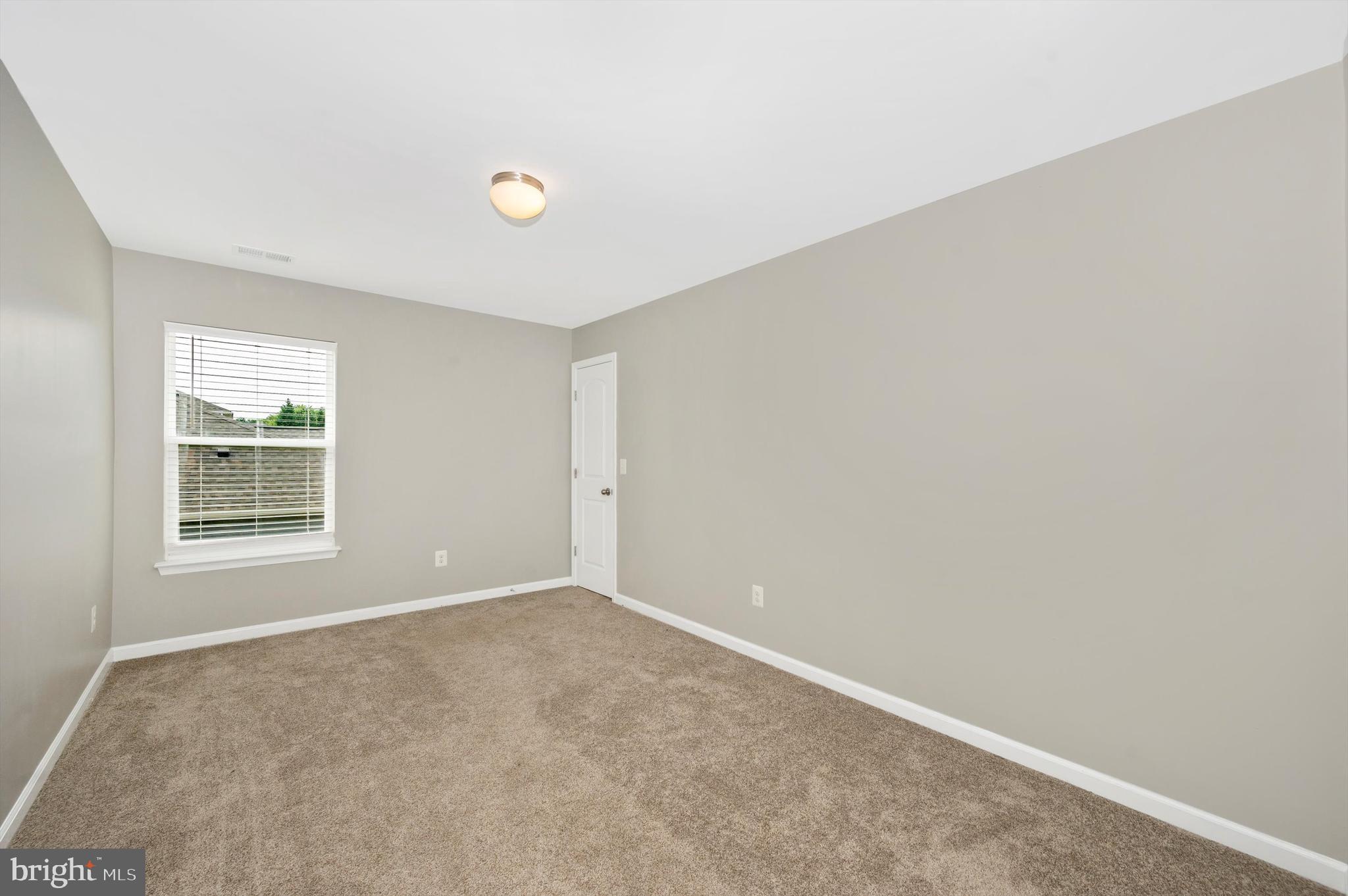 MCGINNIS POINT - Residential