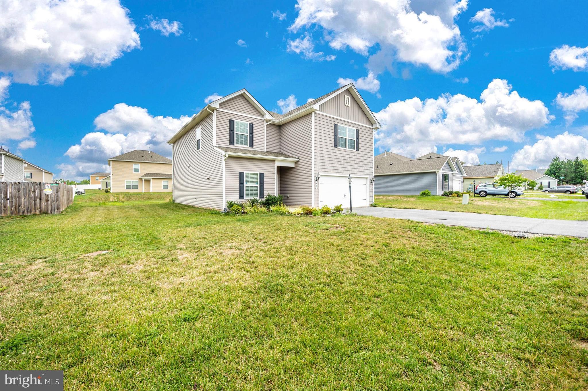 MCGINNIS POINT - Residential