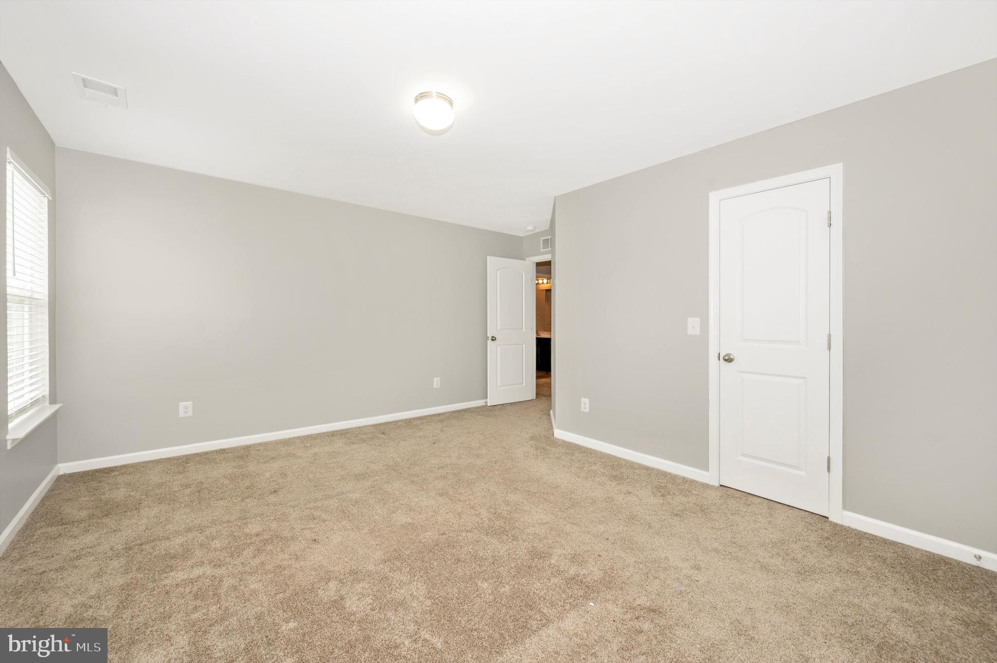MCGINNIS POINT - Residential