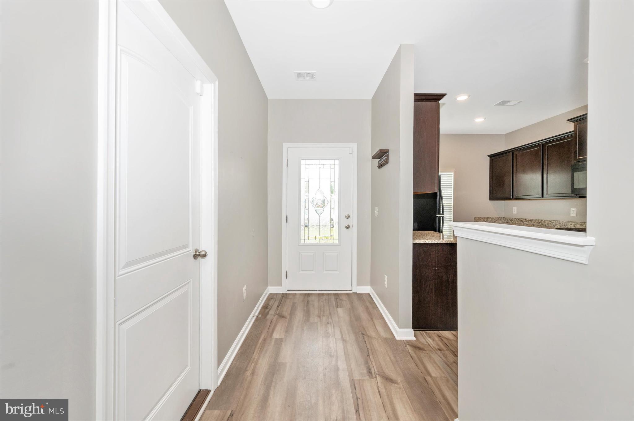 MCGINNIS POINT - Residential