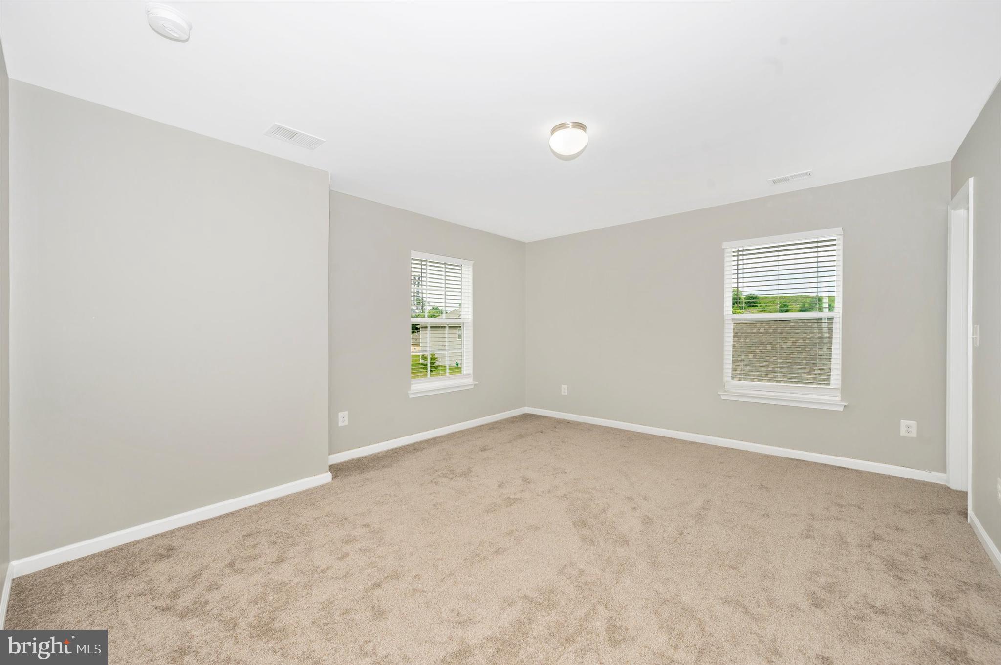 MCGINNIS POINT - Residential