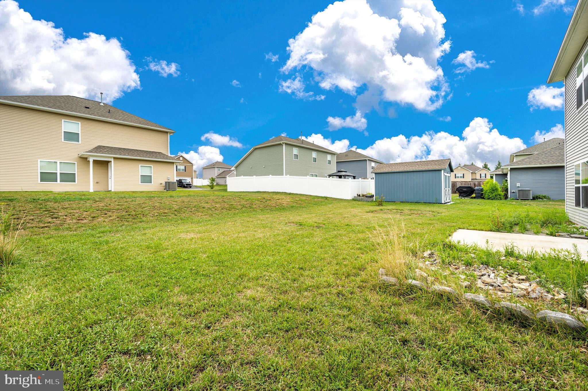 MCGINNIS POINT - Residential