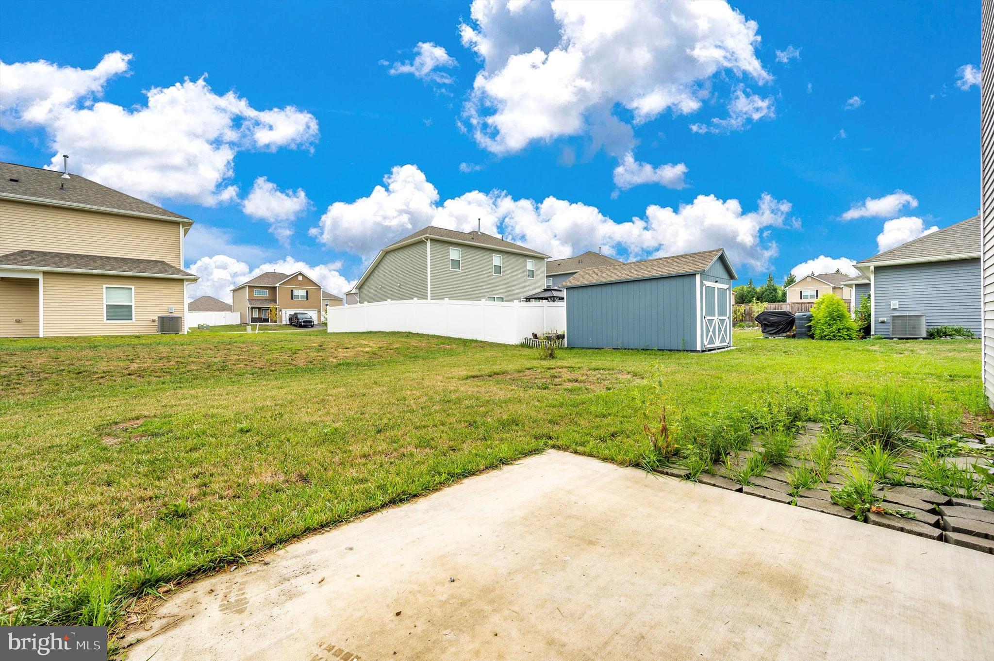 MCGINNIS POINT - Residential