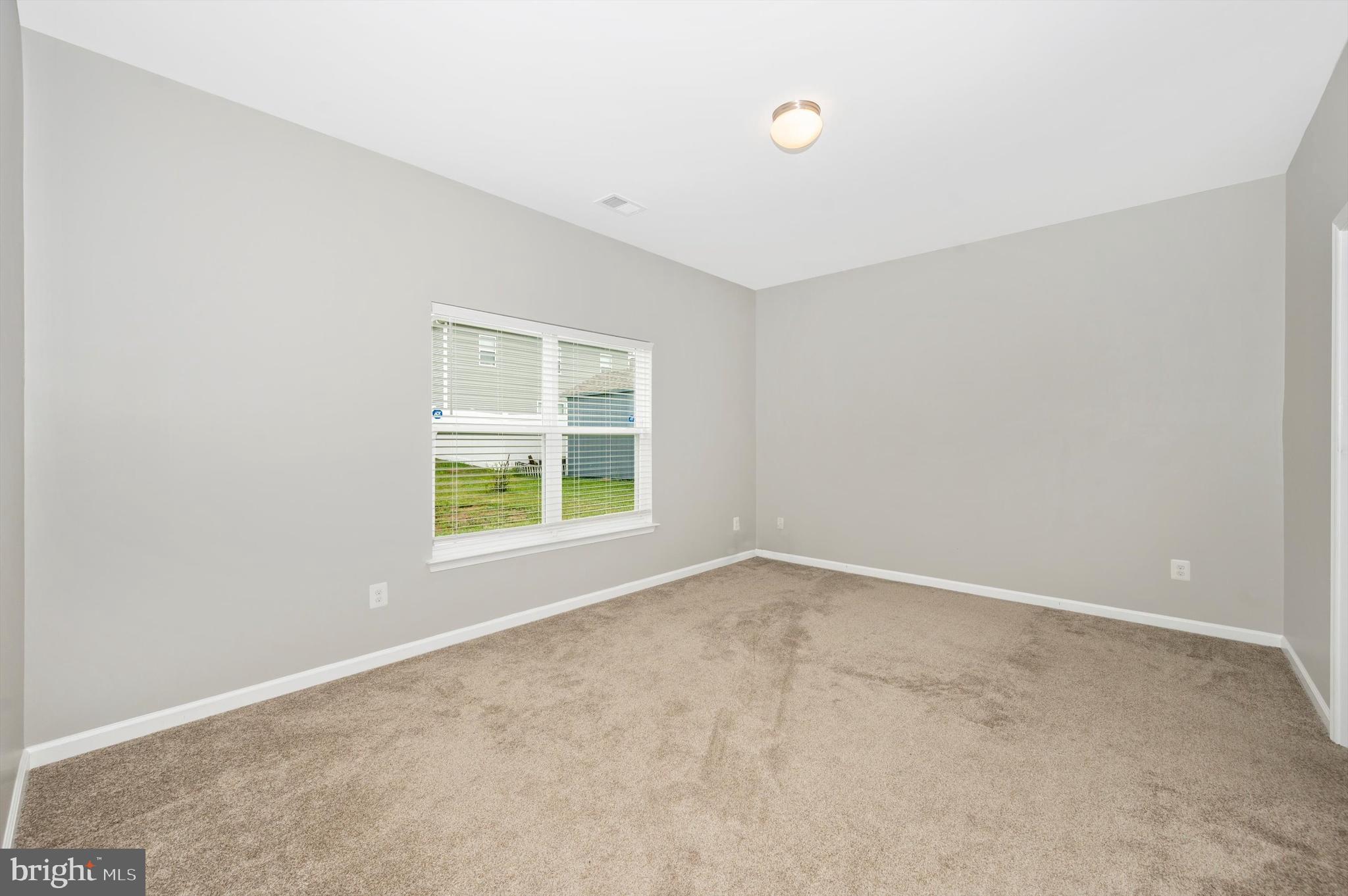 MCGINNIS POINT - Residential