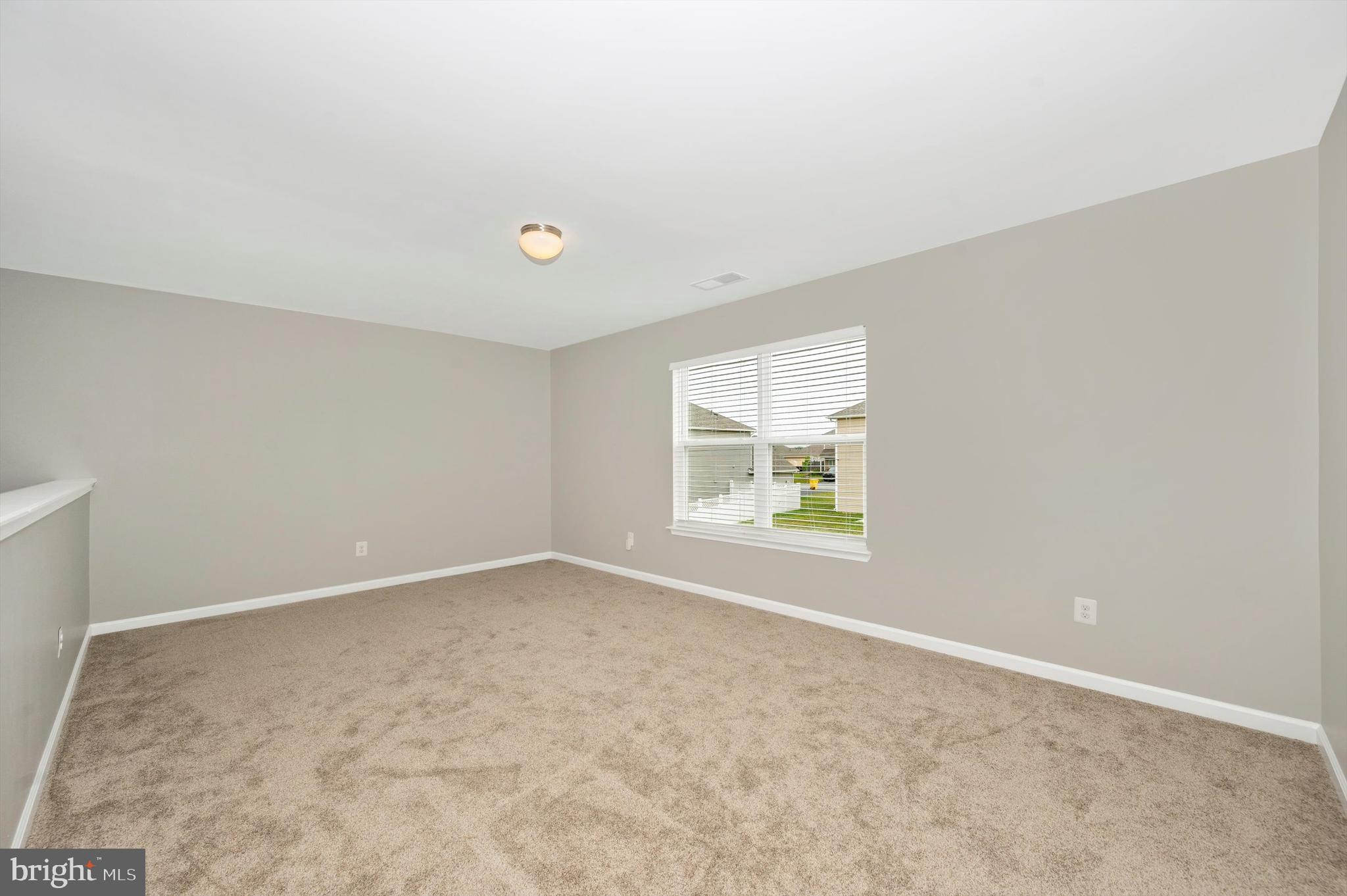 MCGINNIS POINT - Residential