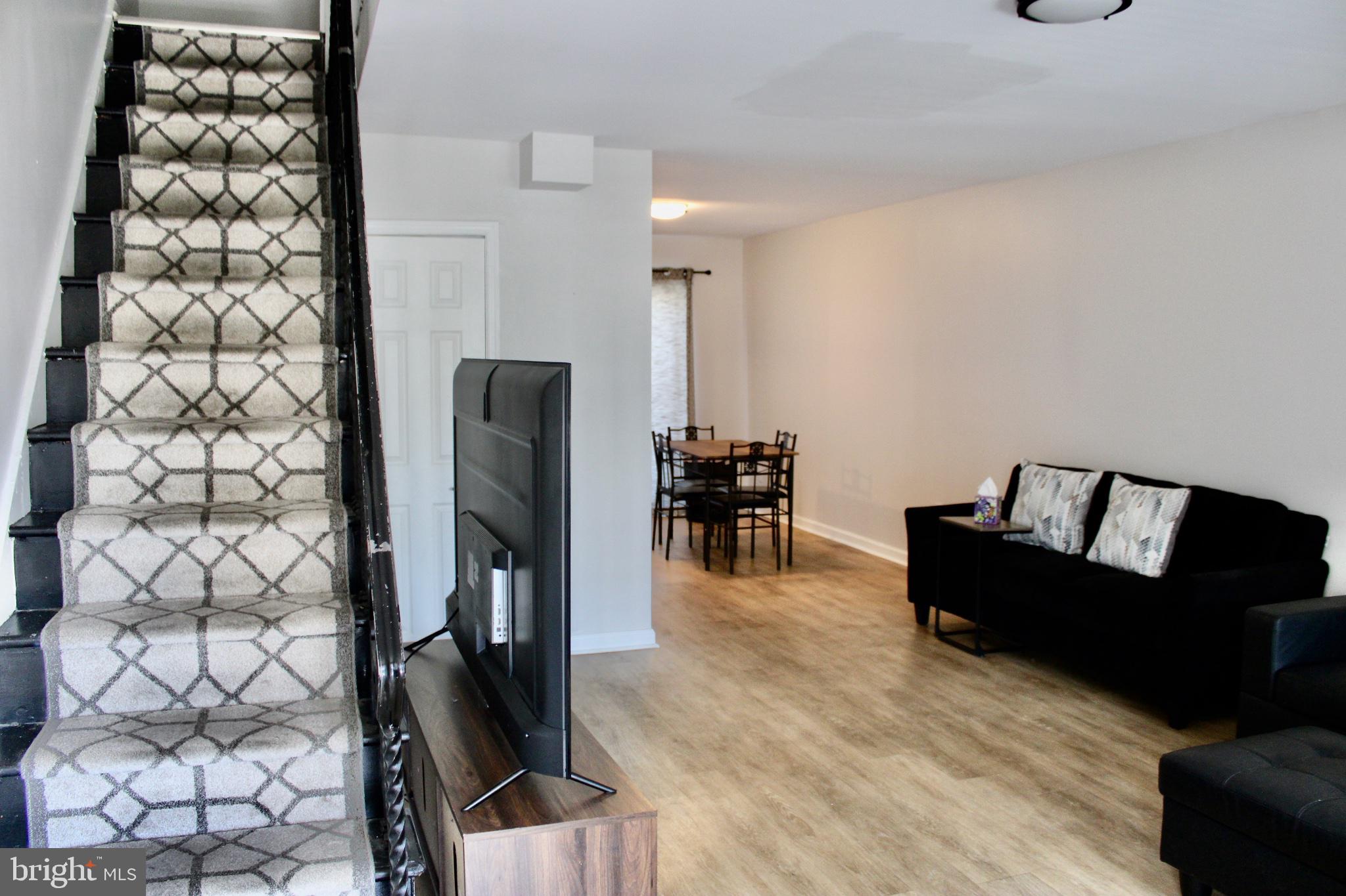 HOLMESBURG - Residential