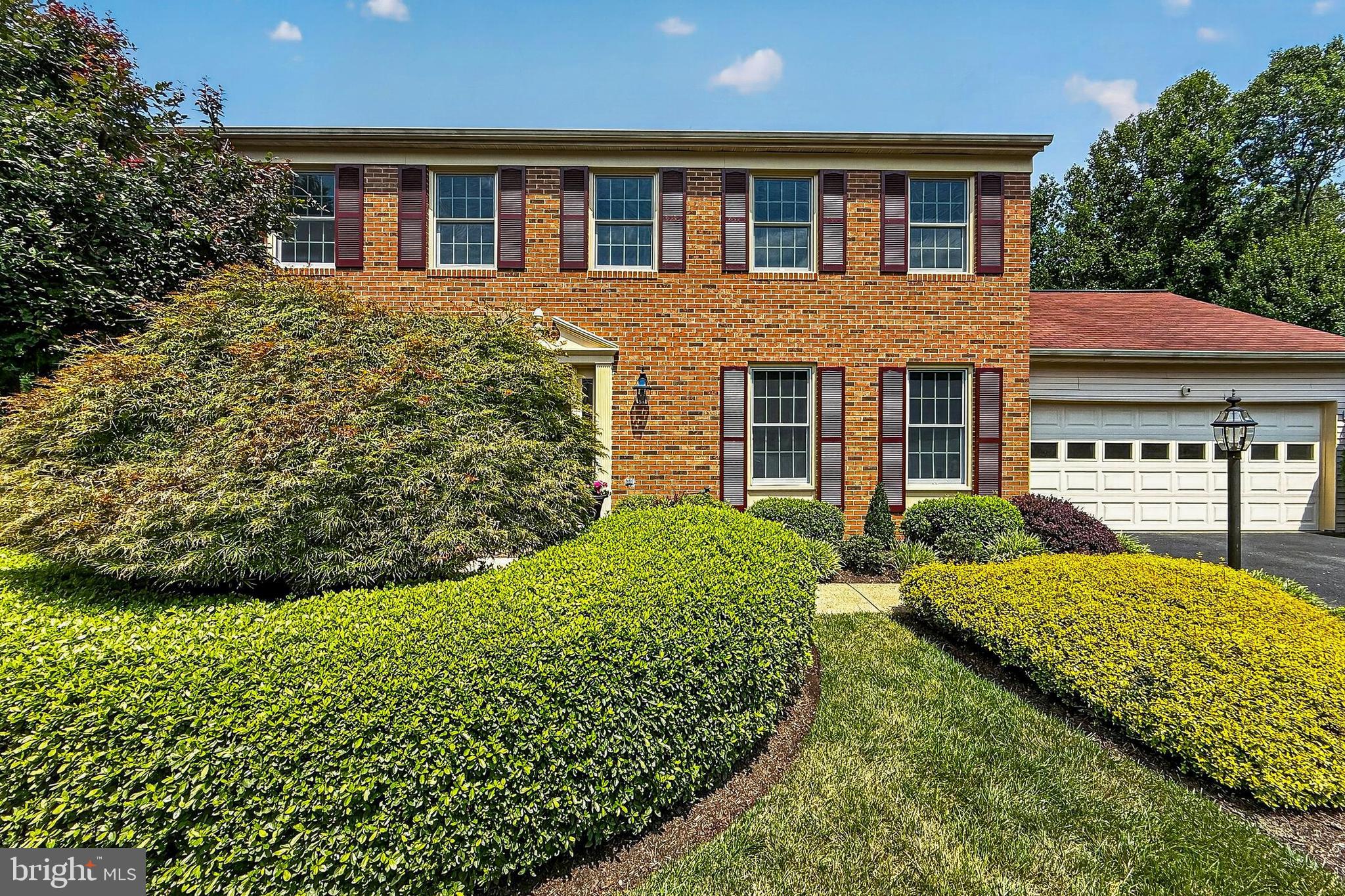 RESTON - Residential
