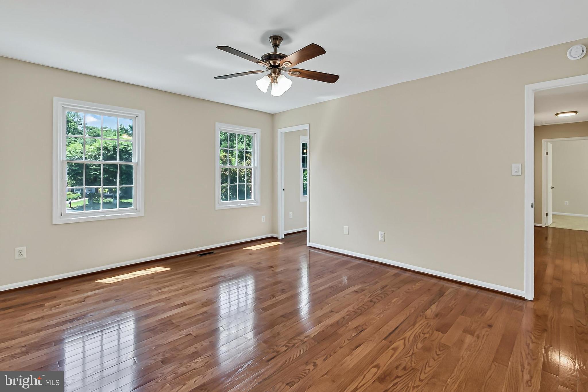 RESTON - Residential