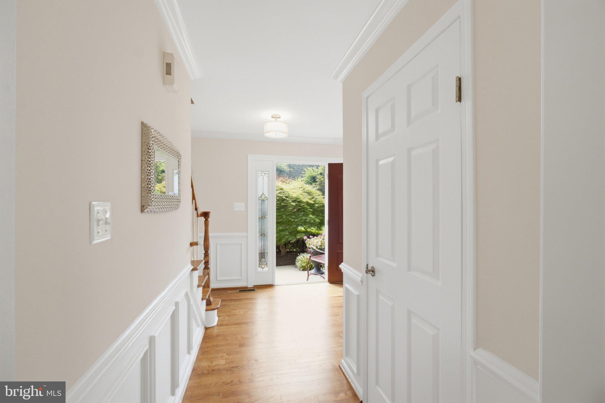 RESTON - Residential