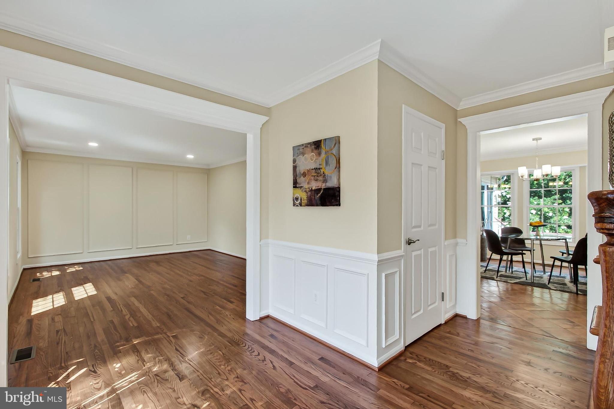 RESTON - Residential