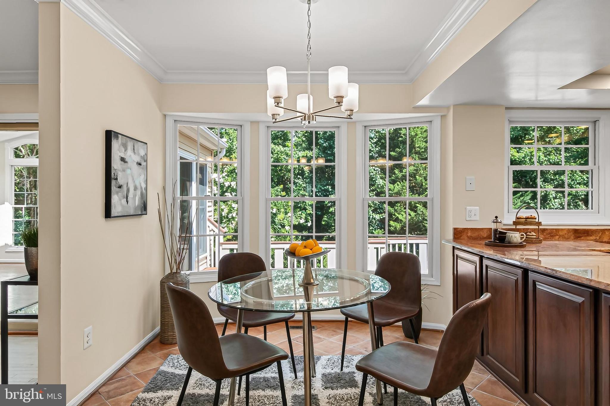 RESTON - Residential
