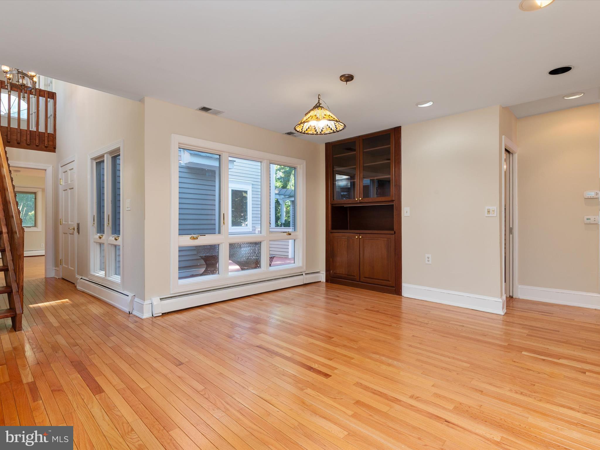 EDGEWATER BEACH - Residential