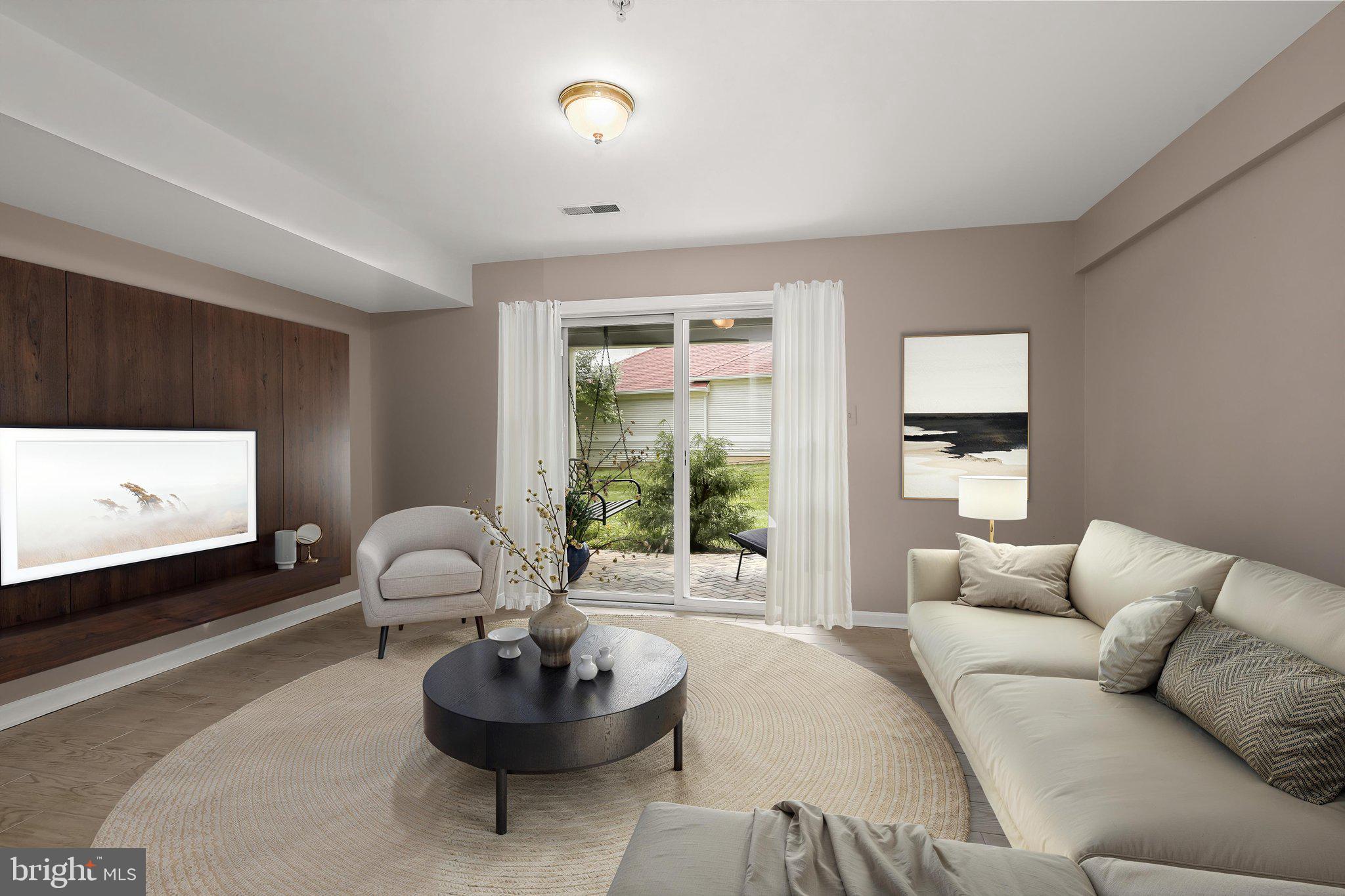FAIRWAY VILLAS - Residential