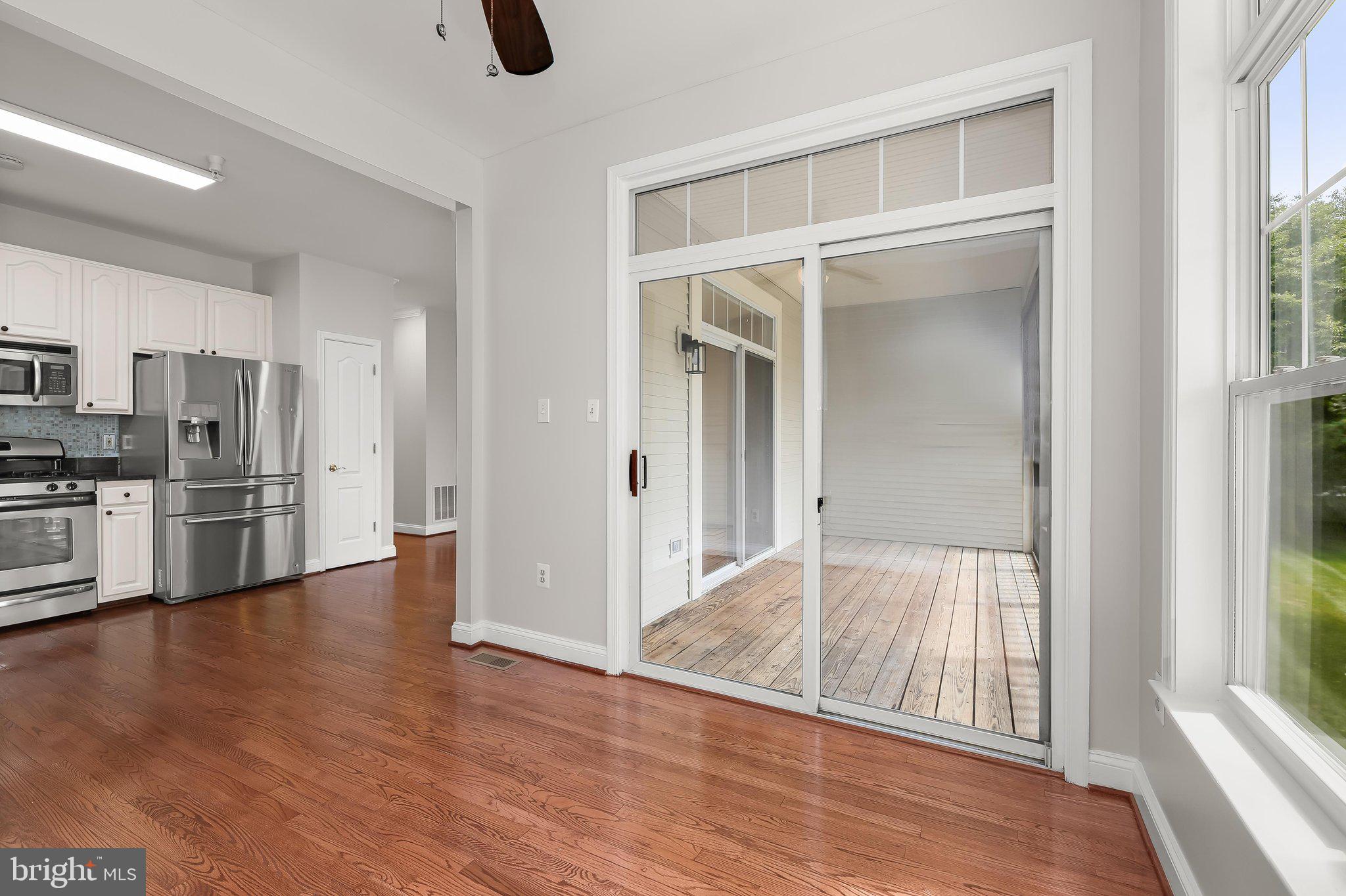 FAIRWAY VILLAS - Residential