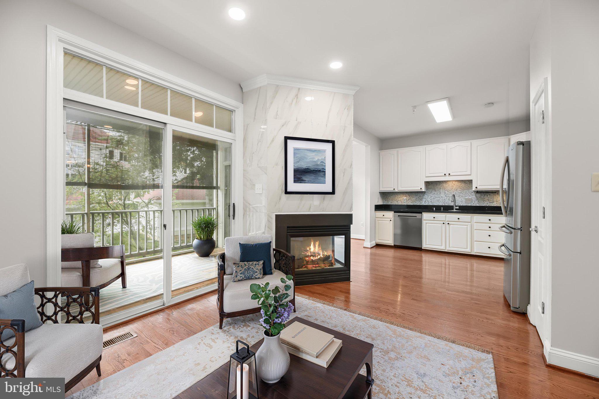FAIRWAY VILLAS - Residential