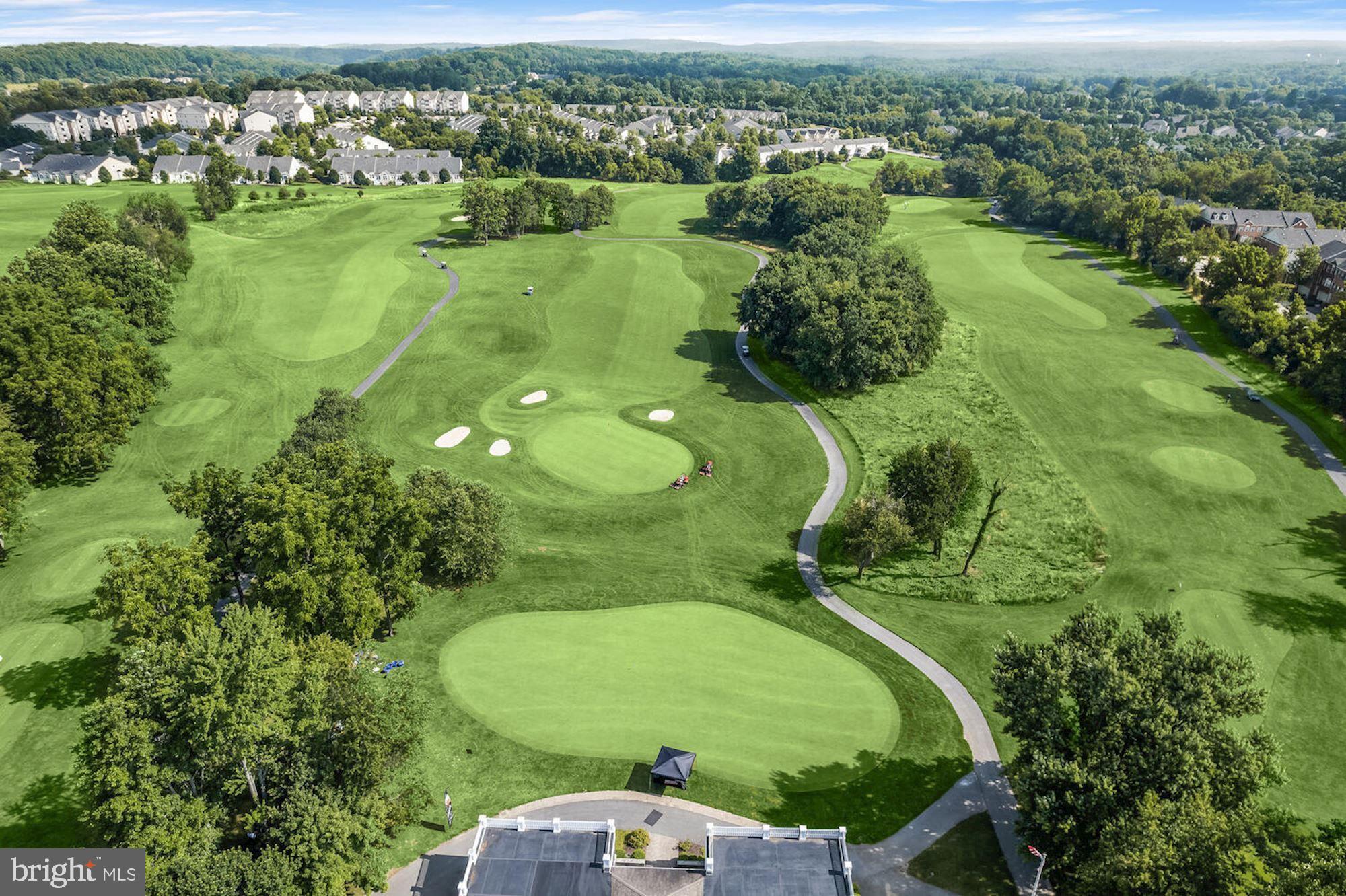 FAIRWAY VILLAS - Residential